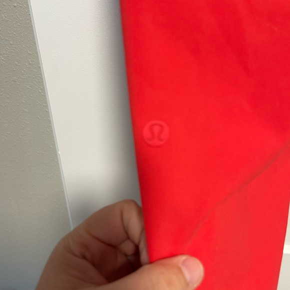lululemon athletica Red Cropped Pants - Picture 5 of 6